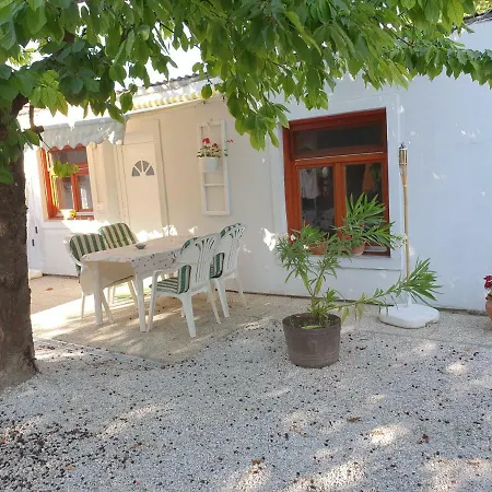 Lägenhet K&zs Balatongyörök